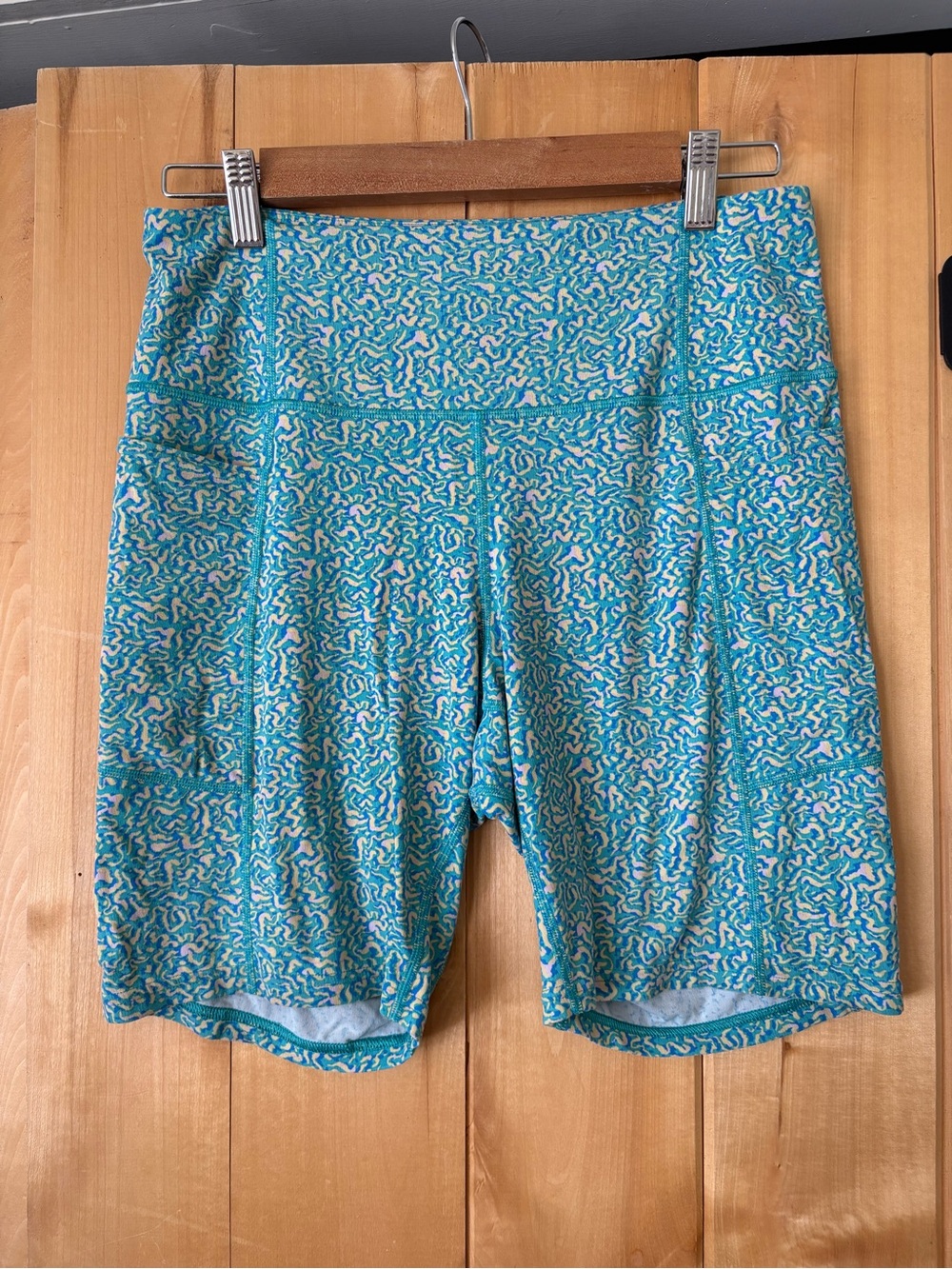 Patagonia Maipo 8in Teal & White Printed High-Rise Biker Shorts